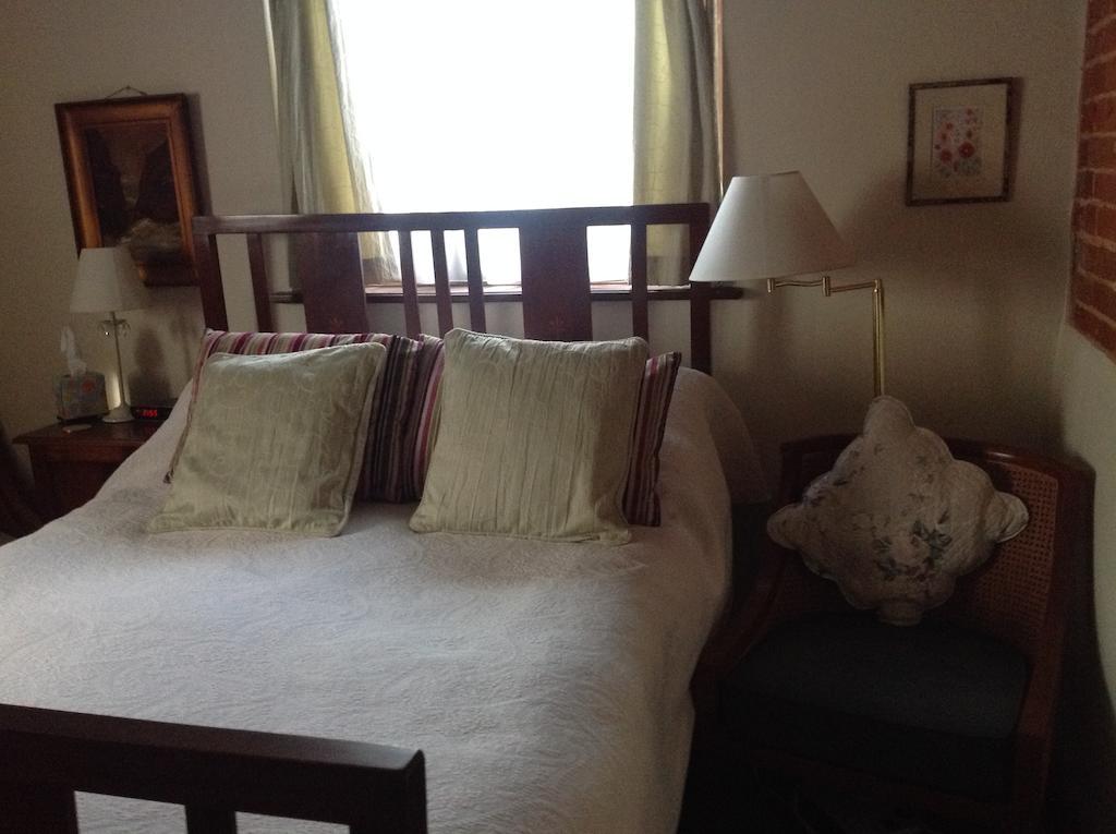 White House Farm Bed & Breakfast Hindolveston Room photo